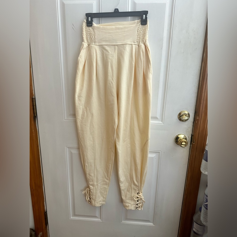 Paper moon pin tuck joggers